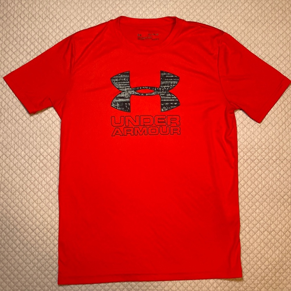 Boy’s Under Armour Graphic Athletic T-Shirt, Size Youth XLarge (NEW WITHOT TAGS)